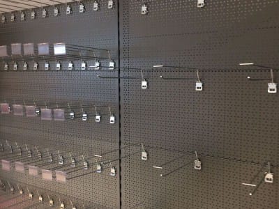 BUTIKKNETTVERK "TOPP" - VALMIERA, RIGA STREET 64 - Levering og montering av handelsutstyr.5